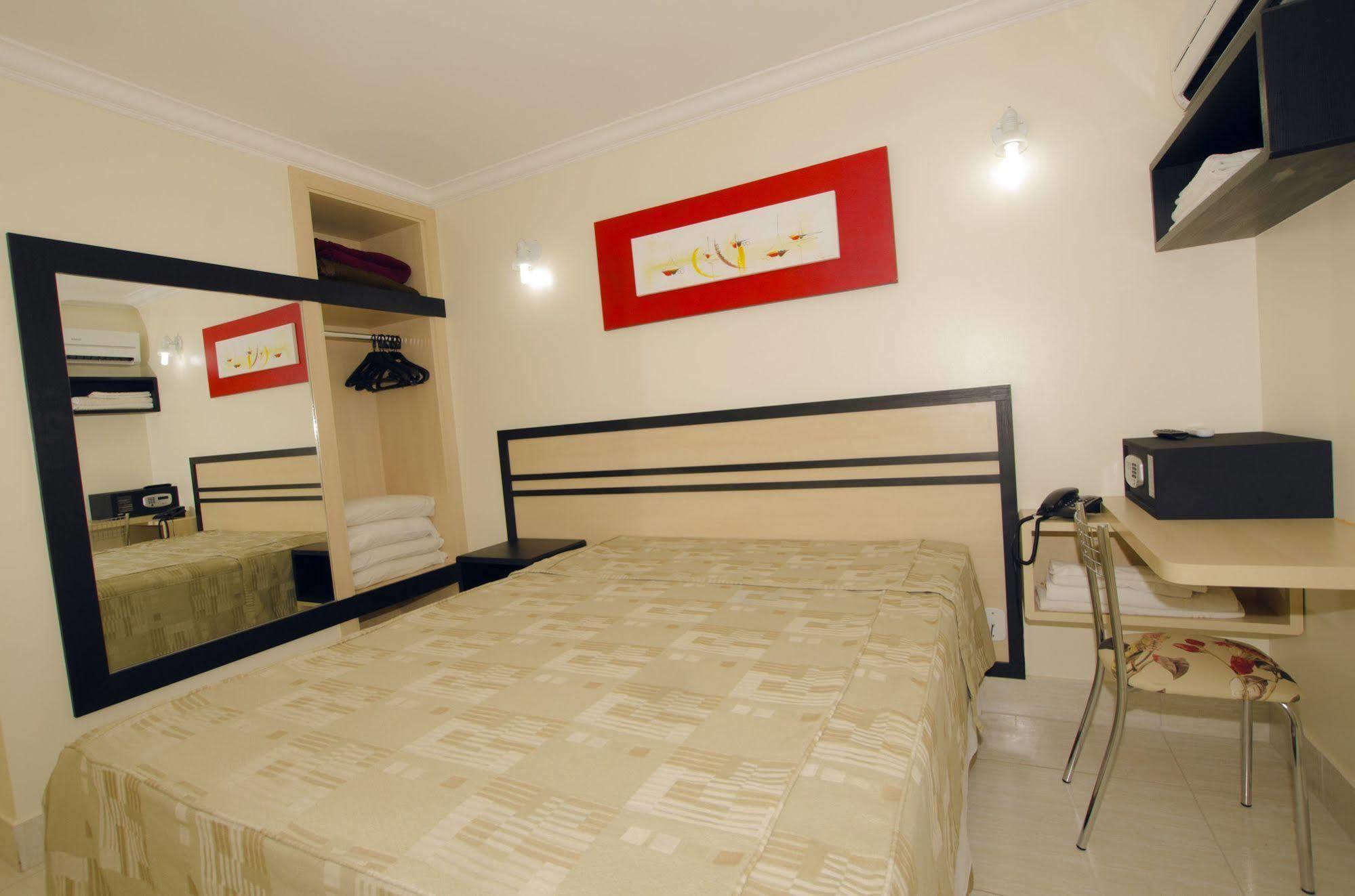 Di Roma Resorts - Reis Imoveis Калдас-Новас Экстерьер фото